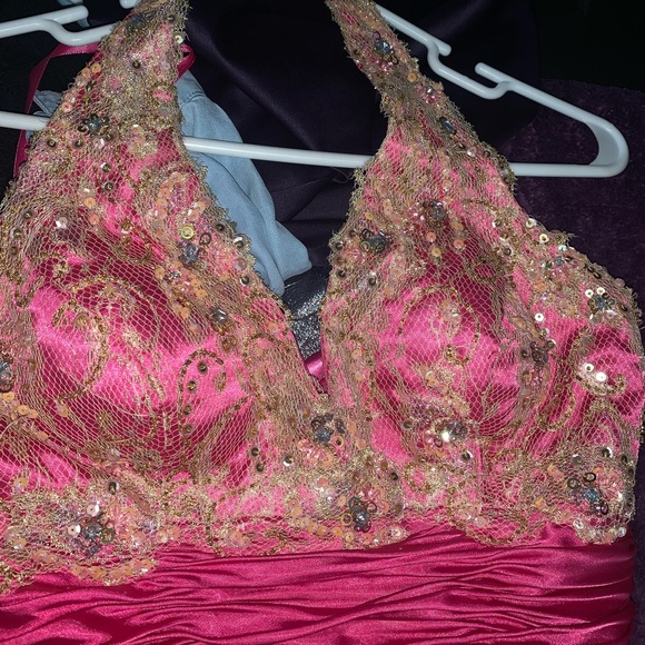 PROM DRESS - Picture 3 of 6